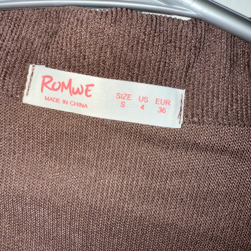 ROMWE Brown and Cream Plaid top - Picture 2 of 3